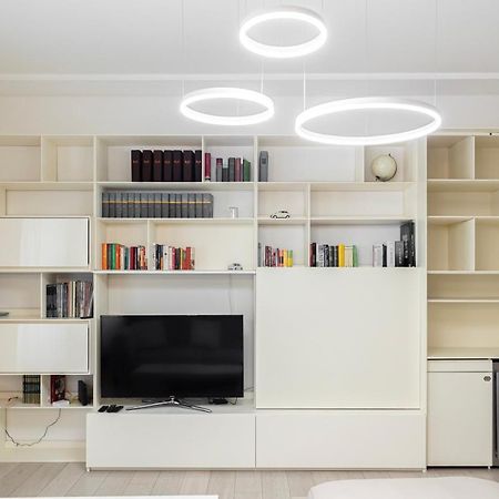 Elegante E Spazioso Quadrilocale In Porta Venezia มิลาน ภายนอก รูปภาพ